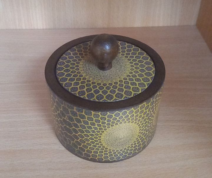 قندان گرد (طرح کاشی)