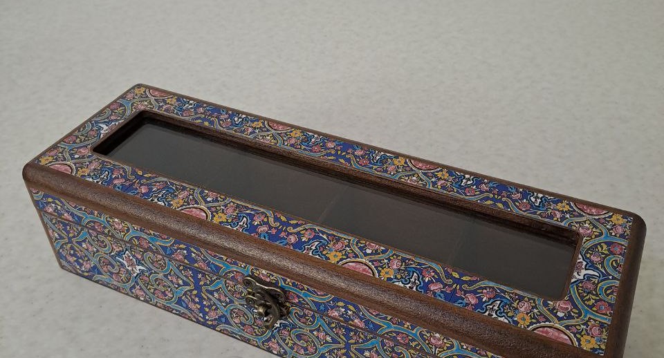 جعبه دمنوش در شیشه ای (طرح کاشی قاجاری)